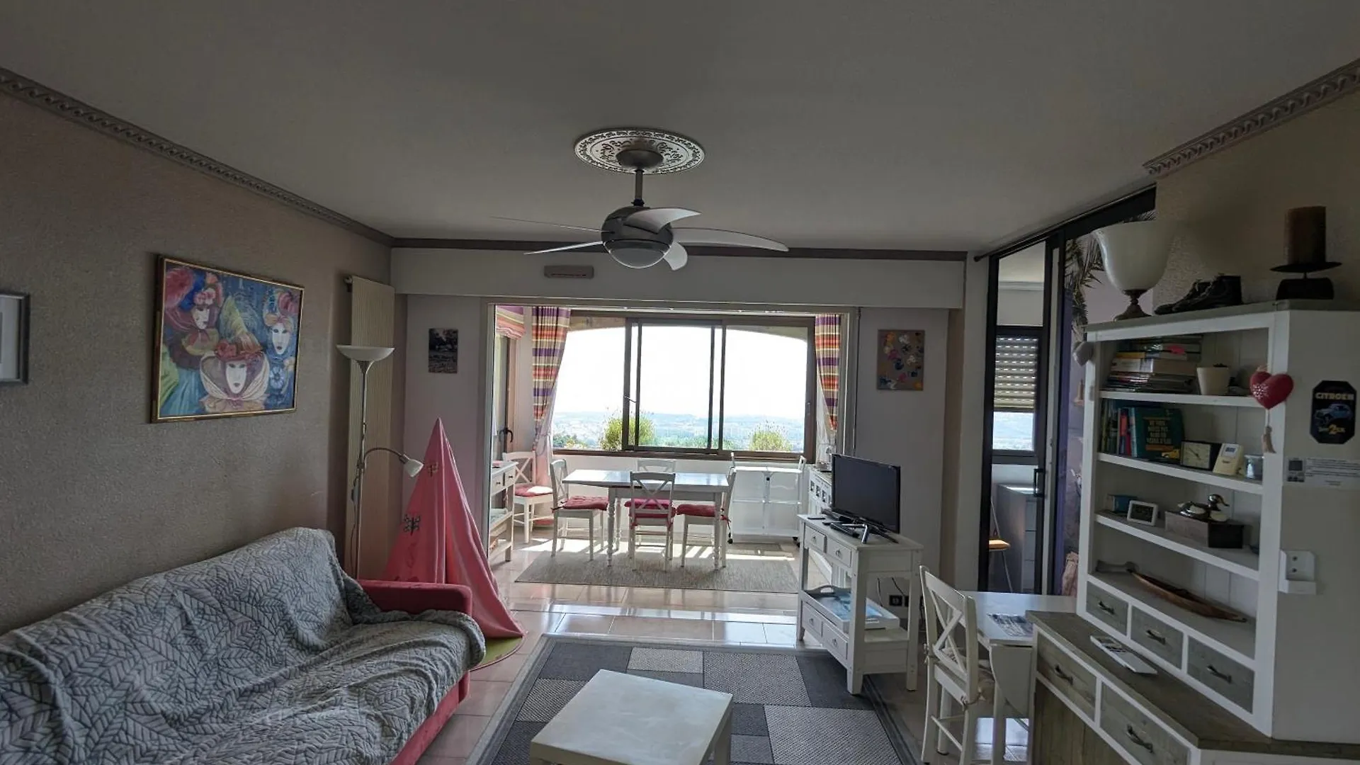 Appartement Avec Vue Mer Exceptionnelle Dans Residence De Standing, Au Calme, Avec Piscine Mandelieu-la-Napoule Apartment