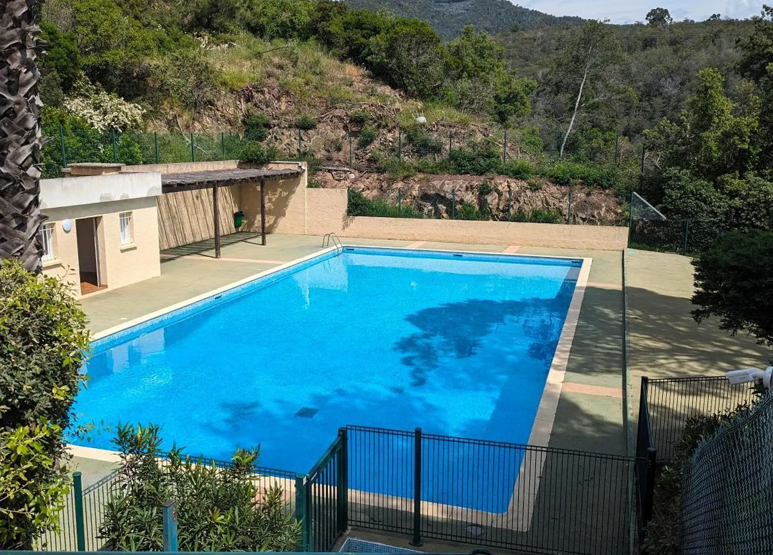 Appartement Avec Vue Mer Exceptionnelle Dans Residence De Standing, Au Calme, Avec Piscine Mandelieu 0*,  Francie